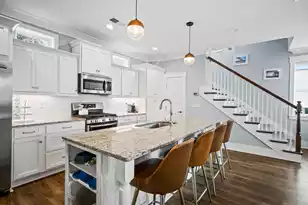 402 Sumter #Apt C, Charleston, SC 29403 - Photo 8