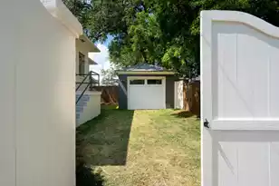 924 Ashley Ave, Charleston, SC 29403 - Photo 8