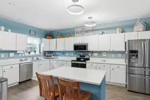 1594 Church Street E, Bonneau, SC 29431 - Photo 8