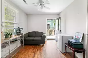 210 Line St, Charleston, SC 29403 - Photo 8