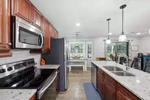 4960 Foxwood Dr, North Charleston, SC 29418 - Photo 12