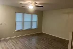 7940 Shadow Oak Dr, North Charleston, SC 29406 - Photo 2