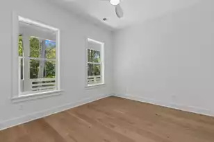 215 Marion Ave, Summerville, SC 29483 - Photo 22
