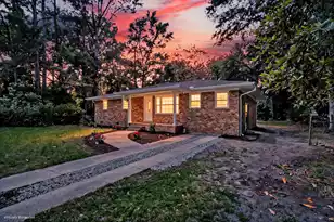 114 Wilson Dr, Summerville, SC 29483 - Photo 6