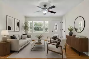 114 Wilson Dr, Summerville, SC 29483 - Photo 1
