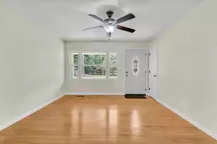 114 Wilson Dr, Summerville, SC 29483 - Photo 4