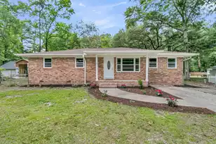 114 Wilson Dr, Summerville, SC 29483 - Photo 1
