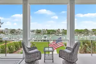 30 Morgan Pl Dr, Isle Of Palms, SC 29451 - Photo 2