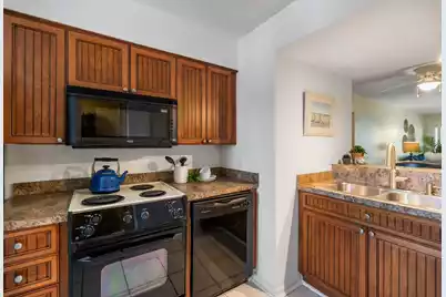 35 Mariners Cay Drive W, Folly Beach, SC 29439 - Photo 6