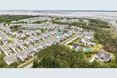 1566 Lakeshore Drive N, Mount Pleasant, SC 29466 - Photo 2