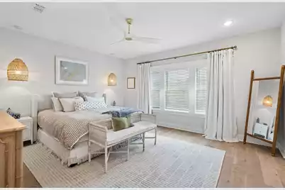 1566 Lakeshore Drive N, Mount Pleasant, SC 29466 - Photo 18