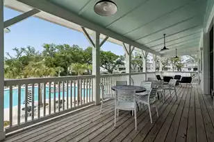 1566 Lakeshore Dr N, Mount Pleasant, SC 29466 - Photo 40