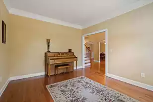 1825 James Gregarie Road S, Mount Pleasant, SC 29466 - Photo 8