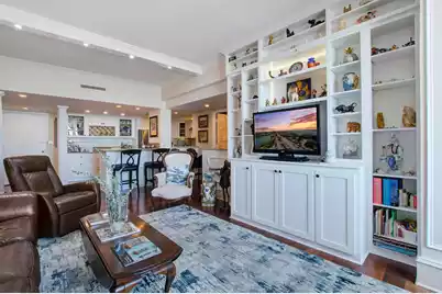 14 Lockwood Drive #10D, Charleston, SC 29401 - Photo 6