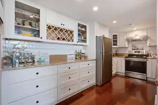 14 Lockwood Dr, Charleston, SC 29401 - Photo 8