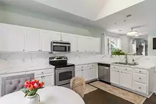 1282 Fenwick Plantation Rd, Johns Island, SC 29455 - Photo 10