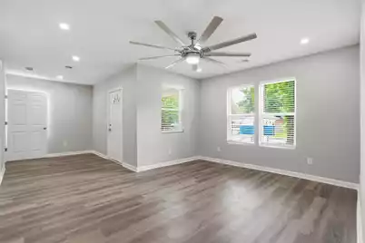 2711 Saratoga Road, North Charleston, SC 29405 - Photo 4