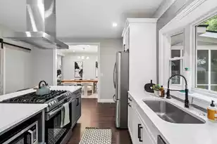1004 Point Of Lgt Ln, Charleston, SC 29412 - Photo 24
