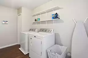 105 Cooper St, Charleston, SC 29403 - Photo 24