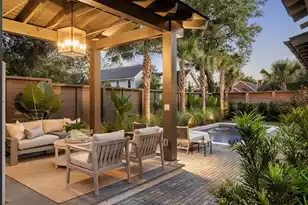 507 McCants Dr, Mount Pleasant, SC 29464 - Photo 8