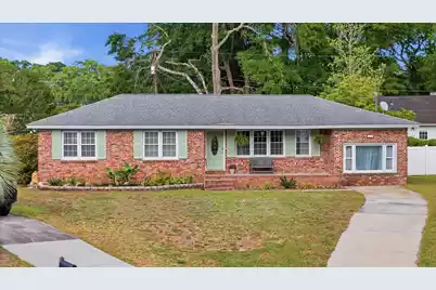 1246 Honeysuckle Lane, Charleston, SC 29412 - Photo 2