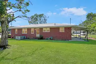 300 Metts Street N, Saint George, SC 29477 - Photo 12