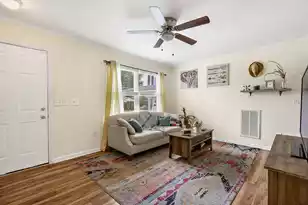 916 Hillsboro Dr, Charleston, SC 29407 - Photo 4