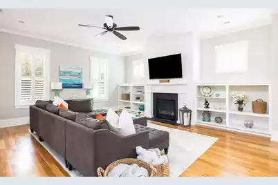 1589 Banning Street, Mount Pleasant, SC 29466 - Photo 10