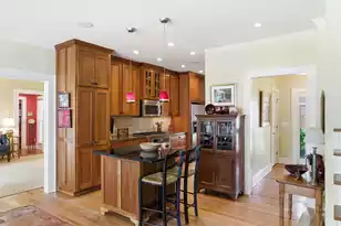 143 Live Oak Dr, Mount Pleasant, SC 29464 - Photo 8