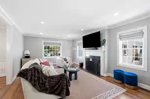 17 Ashley Ave, Charleston, SC 29401 - Photo 2
