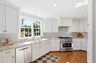 17 Ashley Ave, Charleston, SC 29401 - Photo 4