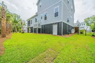 1427 Dahlia Dr, Mount Pleasant, SC 29464 - Photo 76