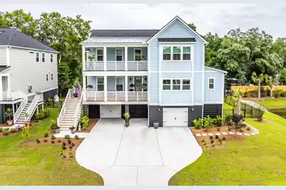 1427 Dahlia Drive, Mount Pleasant, SC 29464 - Photo 2