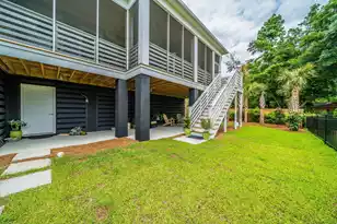 1427 Dahlia Dr, Mount Pleasant, SC 29464 - Photo 70