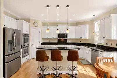 3379 Shagbark Circle, Mount Pleasant, SC 29466 - Photo 16