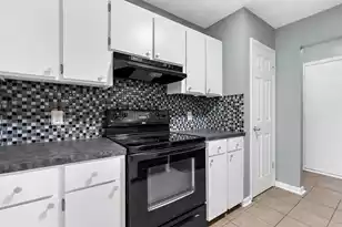 208 Green Castle Dr, Goose Creek, SC 29445 - Photo 6