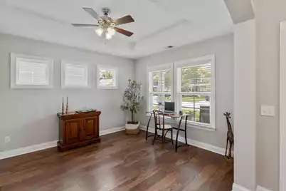 1024 Banker Court, Mount Pleasant, SC 29429 - Photo 6