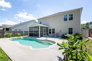 1024 Banker Ct, Mount Pleasant, SC 29429 - Photo 2