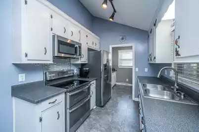 295 Forest Circle, Summerville, SC 29483 - Photo 22