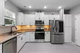 2122 Colson Ln, Johns Island, SC 29455 - Photo 10