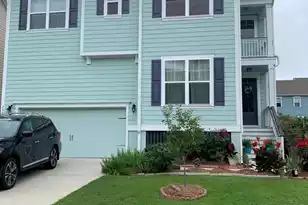 2304 Skyler Dr, Mount Pleasant, SC 29466 - Photo 2