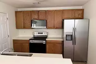 384 Gardners Cir, Bluffton, SC 29910 - Photo 6