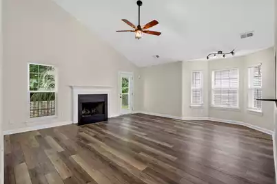 113 Garden Grove Drive, Summerville, SC 29485 - Photo 8