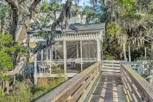1054 Anna Knapp Blvd, Mount Pleasant, SC 29464 - Photo 44