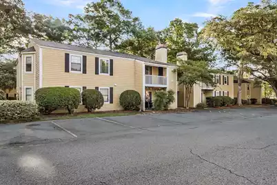 1054 Anna Knapp Boulevard #2E, Mount Pleasant, SC 29464 - Photo 1