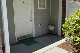 902 Yellow Hawthorn Cir, Summerville, SC 29483 - Photo 2