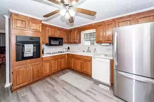 1529 Waters Edge Dr, Summerton, SC 29148 - Photo 18