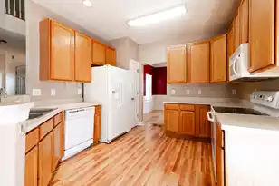 4921 Franconia Dr, Summerville, SC 29485 - Photo 8