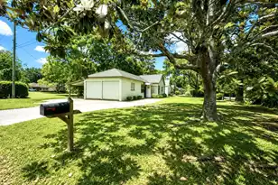 305 Geddes Ave, Charleston, SC 29407 - Photo 4