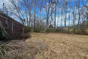 421 Sarah Dr, Goose Creek, SC 29445 - Photo 2